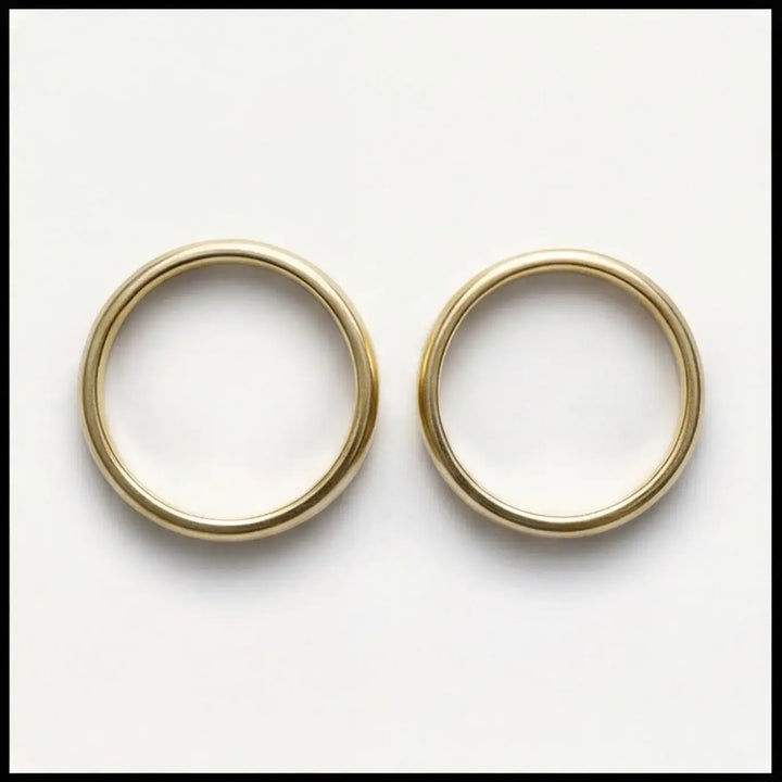 Classic Lyra 3mm gold wedding band by Majestic Jewellery