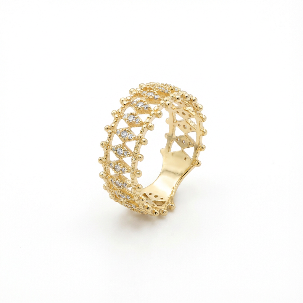 Lacework Elegance Gold Band