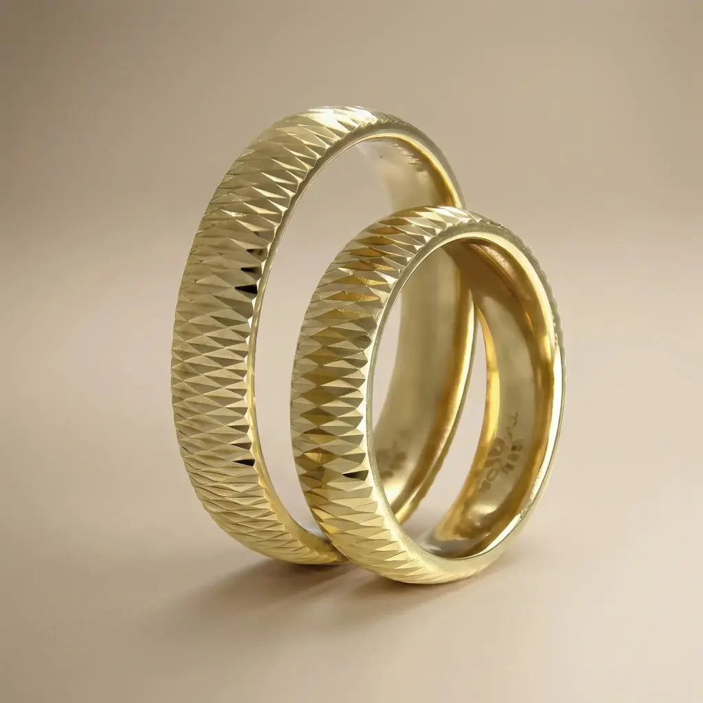 Majestic Faceted Diamond - Cut 14K Gold Wedding Band — 5mm - Majestic Jewellery