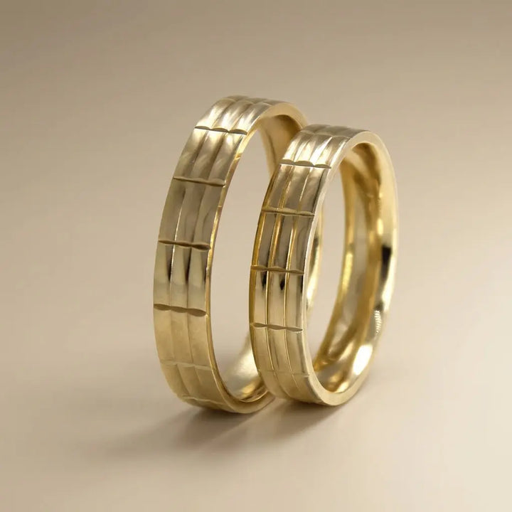 Majestic Grid Pattern 14K Gold Wedding Band — 4.5mm - Majestic Jewellery