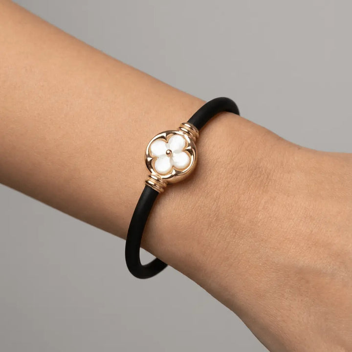 White Clover & Black solid gold bracelet by Majestic Jewellery