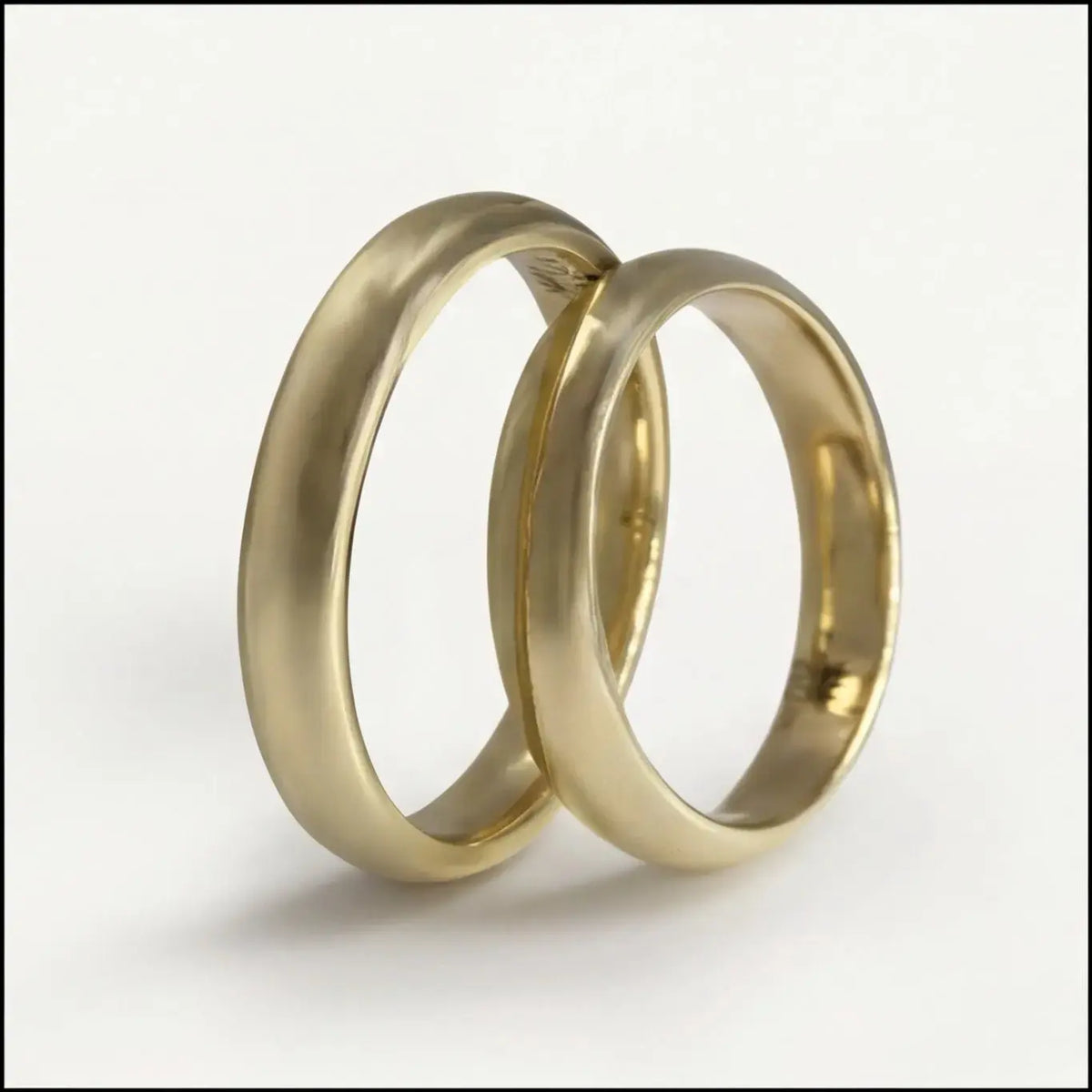 Classic Orion 4mm gold wedding band by Majestic Jewellery