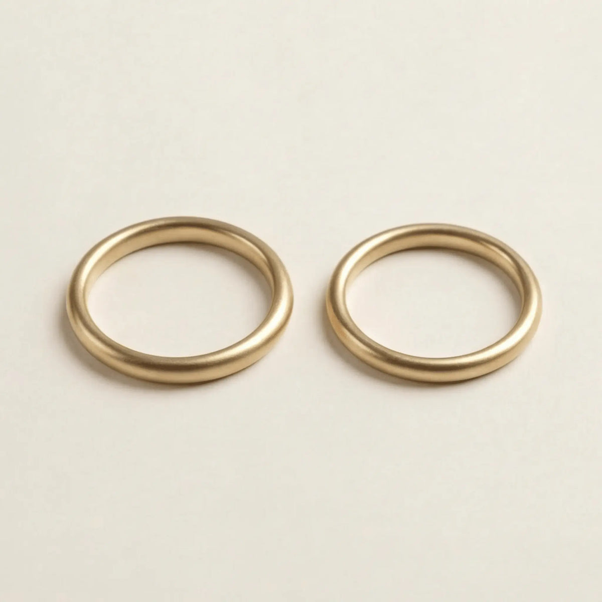 Classic Elara 2mm gold wedding band by Majestic Jewellery