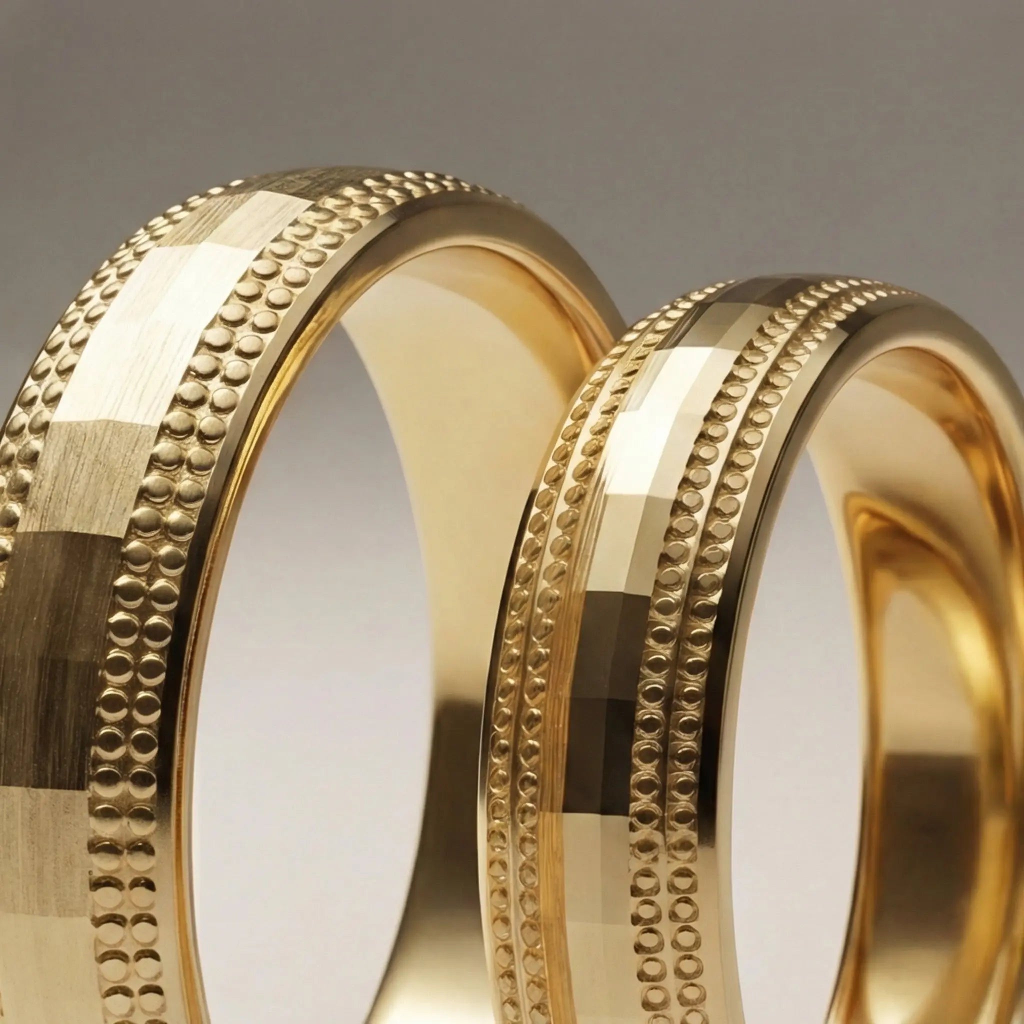 Majestic Diamond - Cut Milgrain 14K Gold Wedding Band — 5mm - Majestic Jewellery