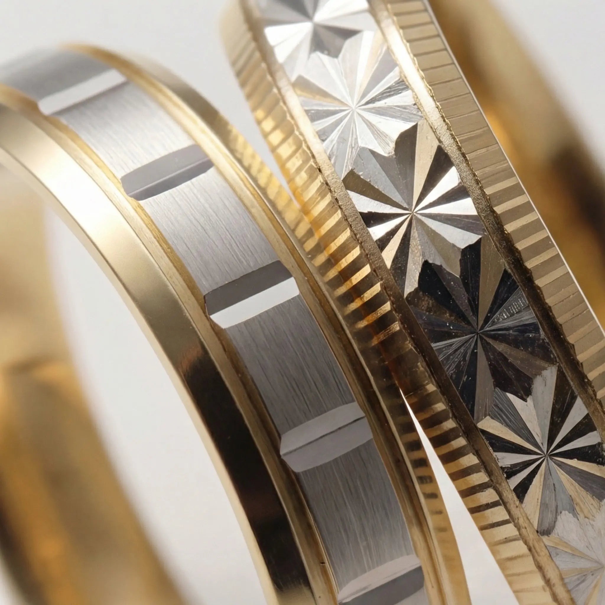 Majestic Star - Cut Two - Tone 14K Gold Wedding Band — 5mm - Majestic Jewellery