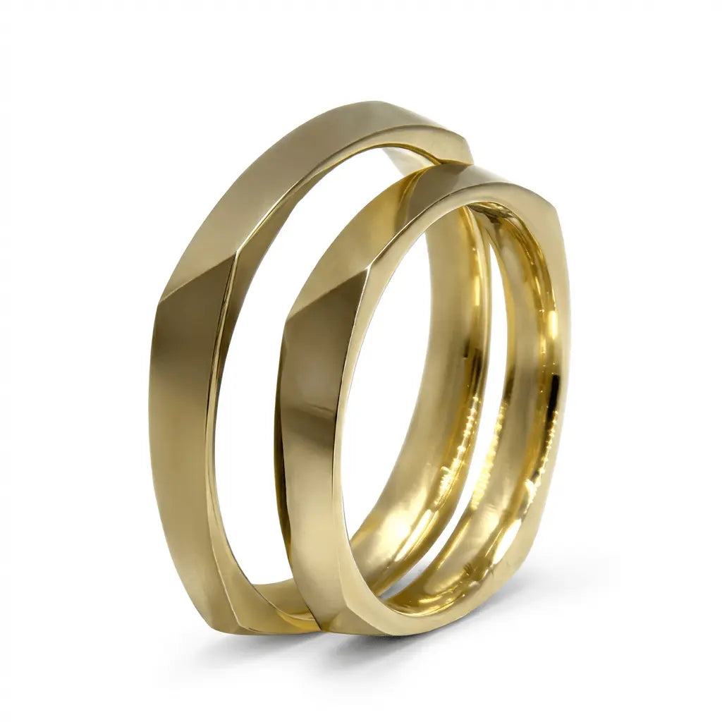 Faceted Vega 3mm gold wedding band by Majestic Jewellery