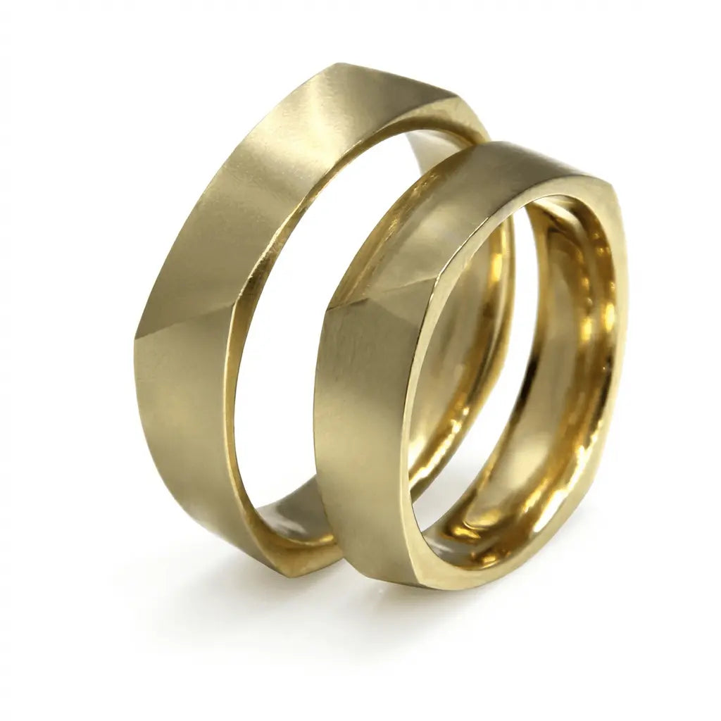 Majestic Faceted Collection 14K Wedding Band — Titan 5mm - Majestic Jewellery