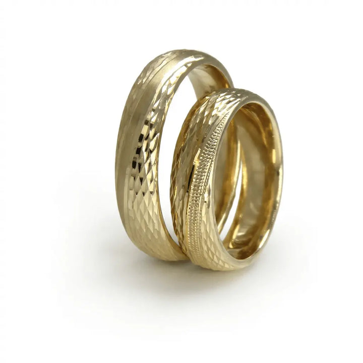 Faceted Textured 5mm gold wedding band by Majestic Jewellery