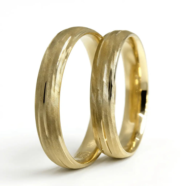 Majestic Fine Line Texture 14K Gold Wedding Band — 4mm - Majestic Jewellery