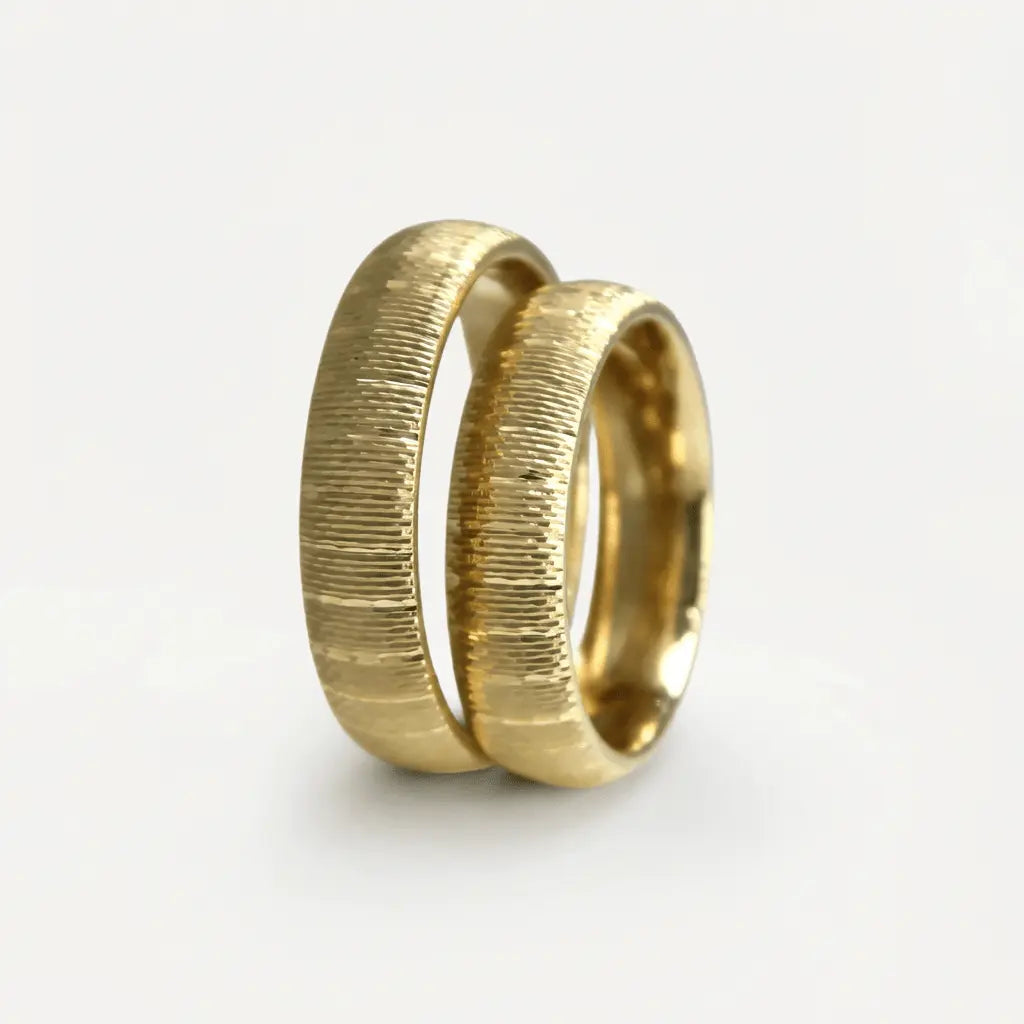 Majestic Vertical Ribbed Texture 14K Gold Wedding Band — 5mm - Majestic Jewellery