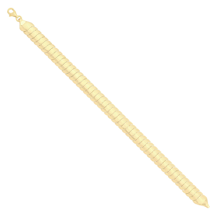 Solid gold brick link bracelet, 9.40 g — shown at an angle across the frame.