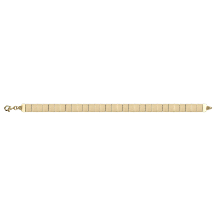 Solid gold id bracelet, 7.72 g — shown square on a plain background.