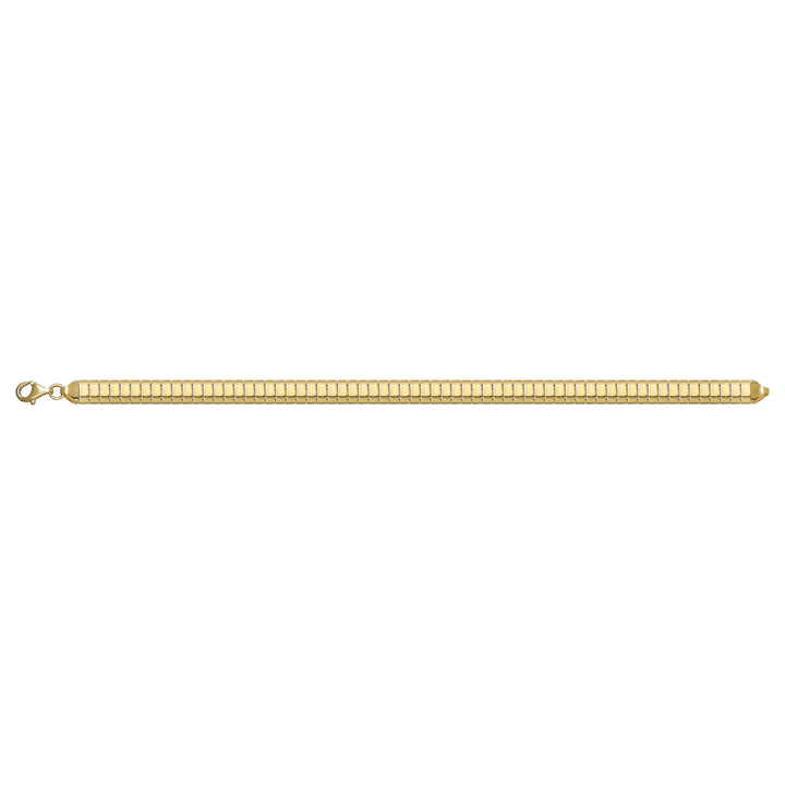 Solid gold id bracelet, 7.77 g — shown square on a plain background.