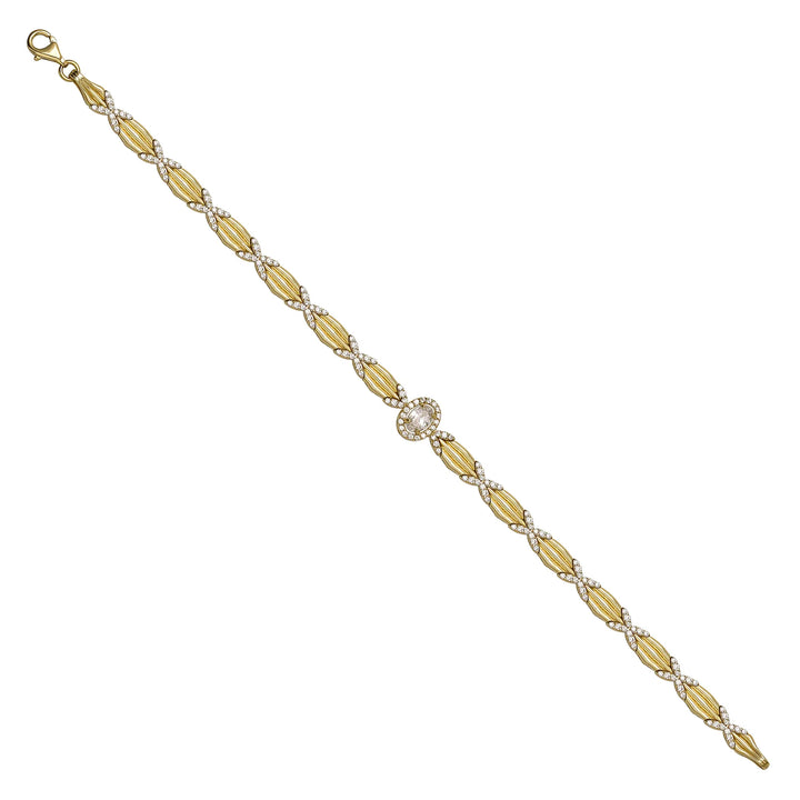 Solid gold fancy link bracelet, 10.10 g — shown at an angle across the frame.